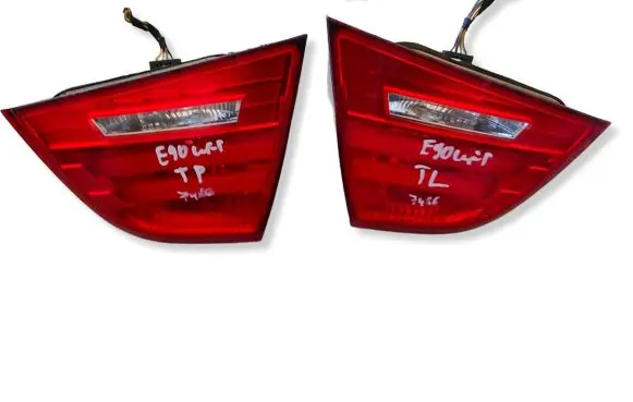 BMW 3 E90 E91 Tailgate rear/tail lights 