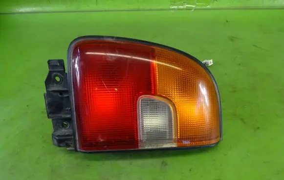 Toyota RAV 4 (XA10) Rear/tail lights