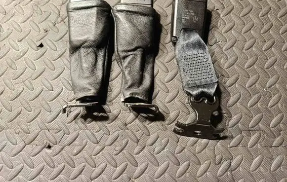 Maserati Quattroporte Rear seatbelt buckle 670019029 6700125140 670019030