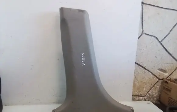 Nissan X-Trail T30 (B) pillar trim (bottom) 6095335400