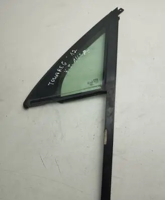 Volkswagen Touareg II Front door vent window glass four-door 43R004344
