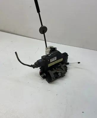 Volkswagen Golf V Rear door lock 7L0839015D 1120065