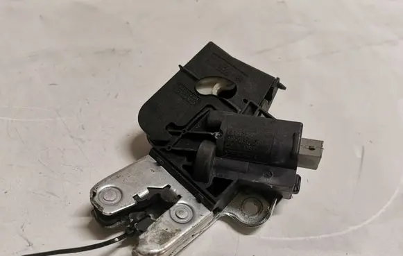 Audi A3 S3 8P Tailgate/trunk/boot lock/catch/latch 4F5827505D