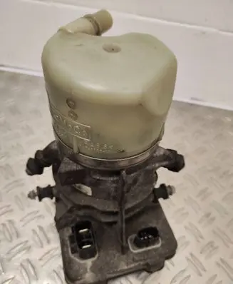 Volvo V60 Power steering pump 31387595