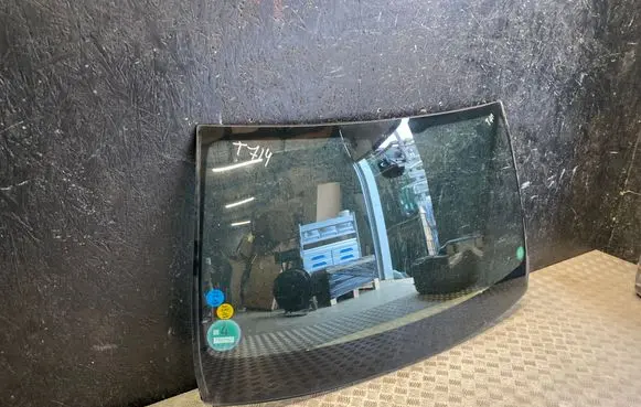 Mercedes-Benz E W213 Front windscreen/windshield window 