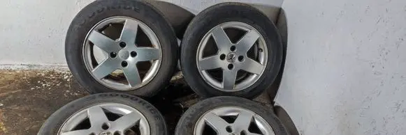 Peugeot 207 CC R15 alloy rim 