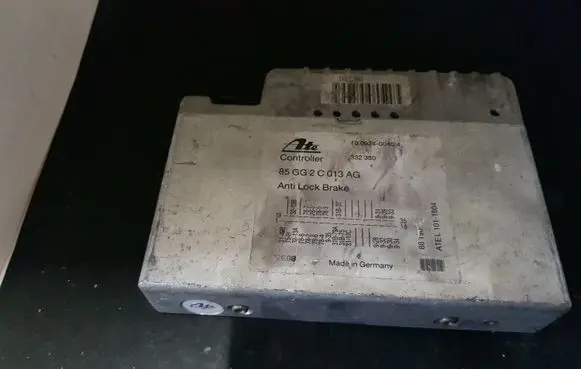 Ford Sierra Comfort/convenience module 85GG2C013AG