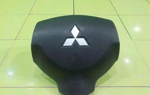 Mitsubishi Colt Steering wheel airbag 7030A217XA WP105