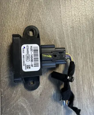 Ford Escape III Other devices HU5T14G490AF