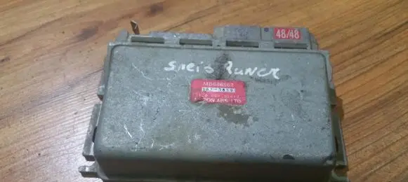 Mitsubishi Eclipse ABS control unit/module mb686562 3610859