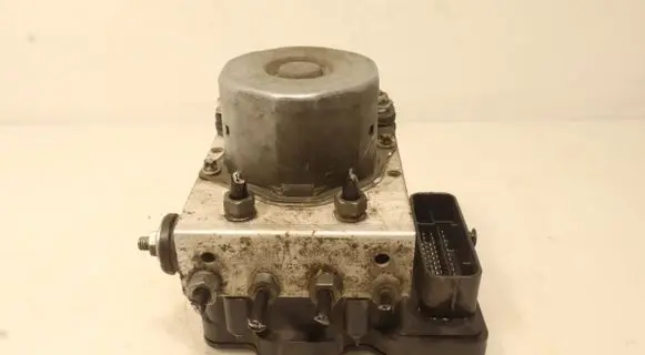 Skoda Fabia Mk2 (5J) ABS Pump 6R0907379BJ