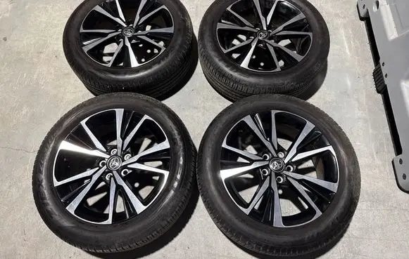 Toyota C-HR II R18 alloy rim 
