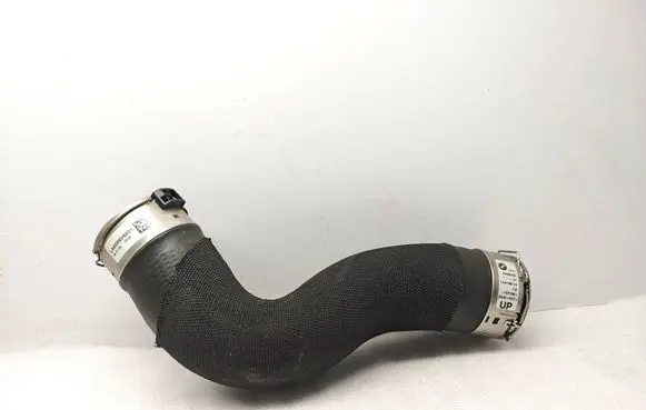 BMW X5 G05 Intercooler hose/pipe 8599392 1371 15476810