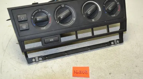 BMW 5 E39 Dash center air vent grill 83911830