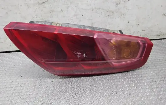 Fiat Punto (199) Rear/tail lights 51701590 27460202