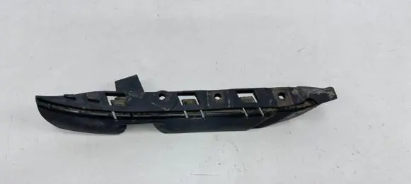 BMW 5 E60 E61 Front bumper mounting bracket 7033705