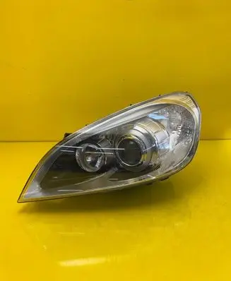 Volvo V60 Headlight/headlamp 31299990