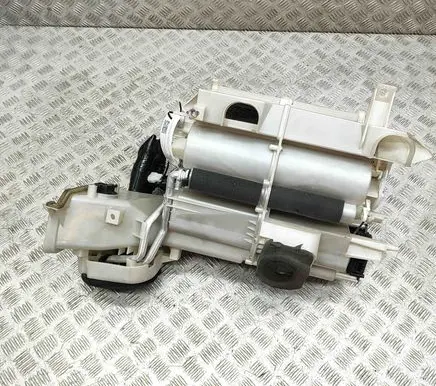 Aston Martin Vantage III Interior heater climate box assembly 4432103751 6G3318N407BA