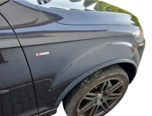 Audi Q7 4L Fender