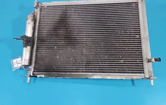 Renault Clio III Coolant radiator IMPRK1583918