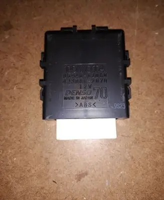 Toyota Auris E180 Window control relay 8594002060