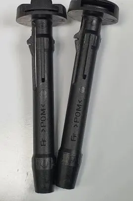 Saab 900 Bracket in trunk/boot 