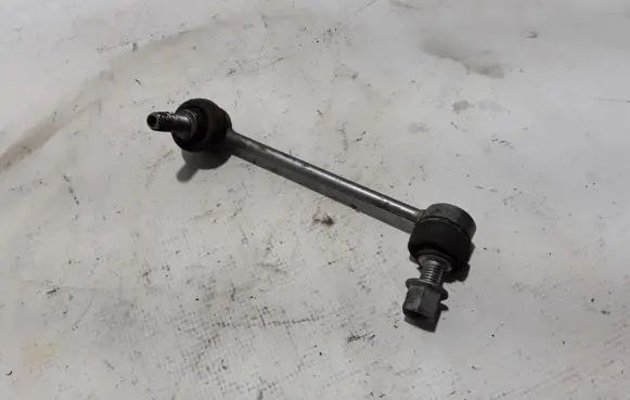 Front anti-roll bar/stabilizer link