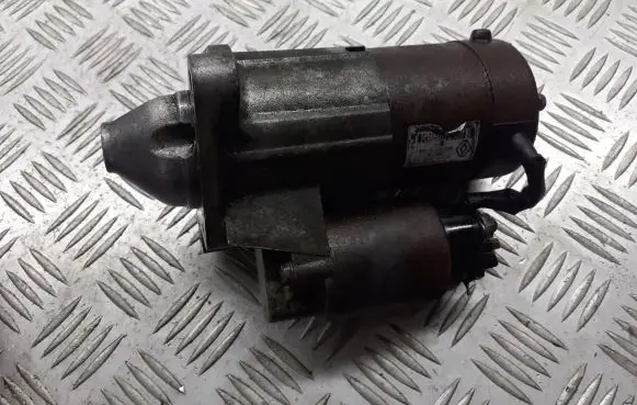 Renault Megane II Starter motor 8200306595