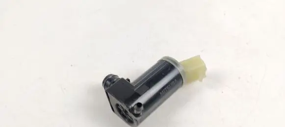 Suzuki Swift IV Windscreen/windshield washer pump EW17006