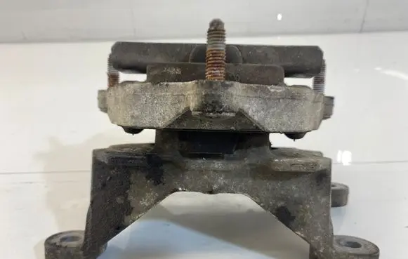 Audi A6 C7 Gearbox mount 8K0399115T