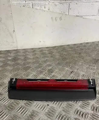 Audi A8 S8 D4 4H Third/center stoplight 4H0945097A 4H0945097