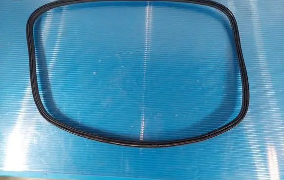 Tesla Model 3 Trunk rubber seal (body) 