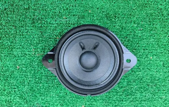 Audi A5 Sportback 8TA Parcel shelf speaker 8K9035709 00803907 Q74495