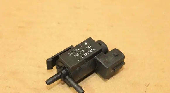 BMW X5 E53 Turbo solenoid valve 1742712