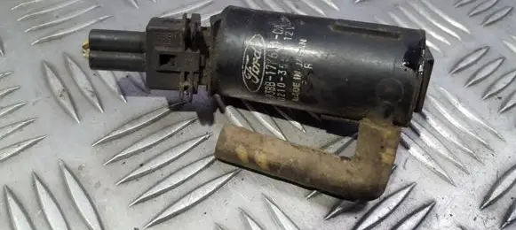 Ford Mondeo MK II Windscreen/windshield washer pump 93BB17K624CA 93BB-17K624-CA