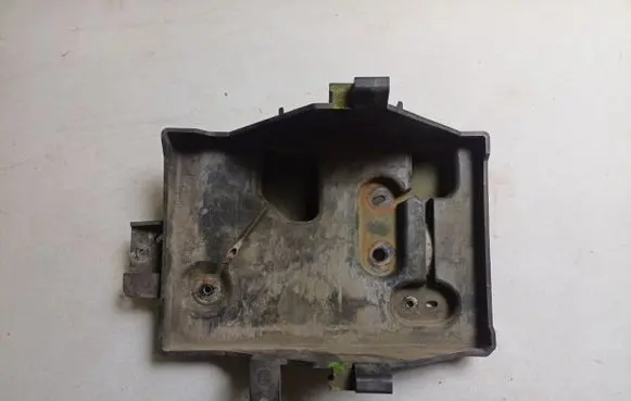 Mazda CX-9 Battery tray 