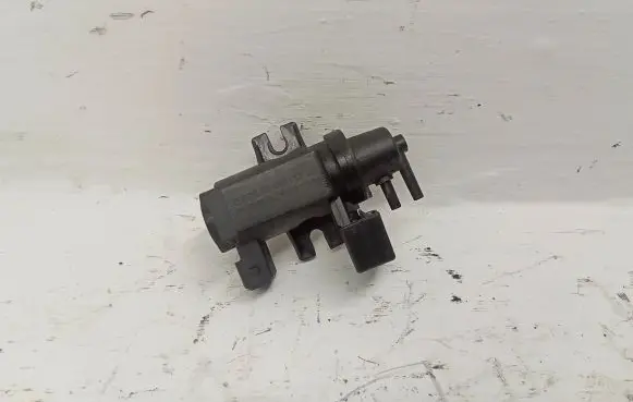BMW X5 E70 Turbo solenoid valve 779663403 70057903