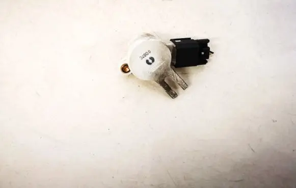 Clutch pedal sensor