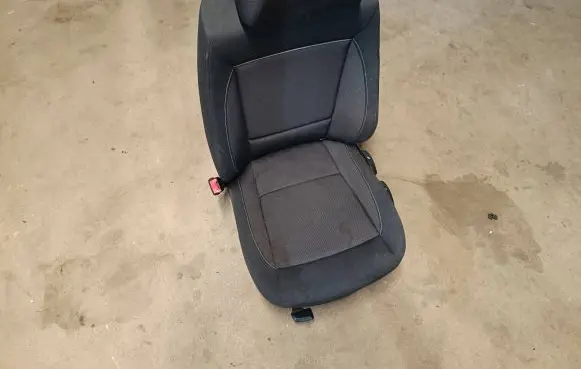 BMW 1 E81 E87 Front passenger seat 
