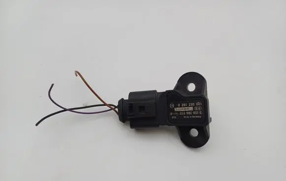 Audi A4 S4 B6 8E 8H Air pressure sensor 036906051G 0261230081