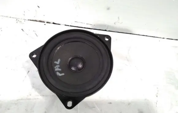 BMW 5 F10 F11 Parcel shelf speaker 
