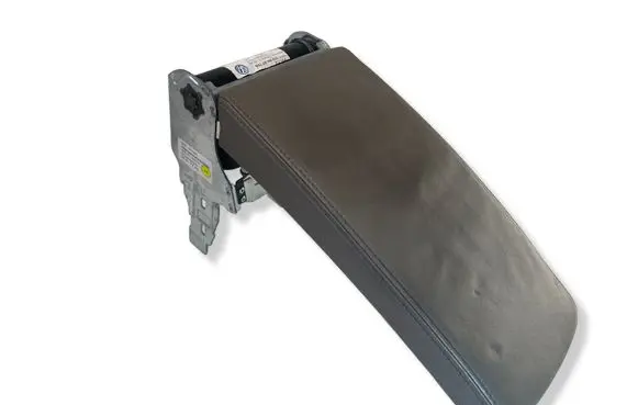 Volkswagen PASSAT B6 Armrest 3C0864207