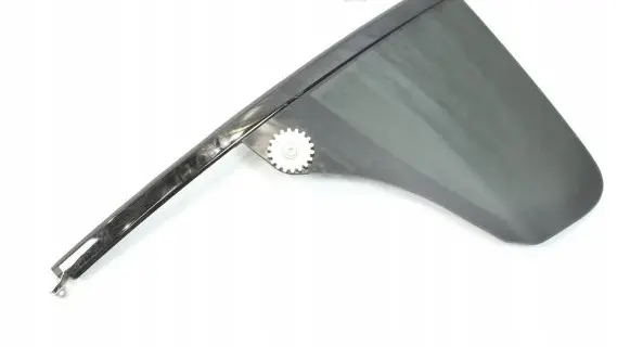 BMW M8 F93 Gran Coupe Rear door window glass 7476949