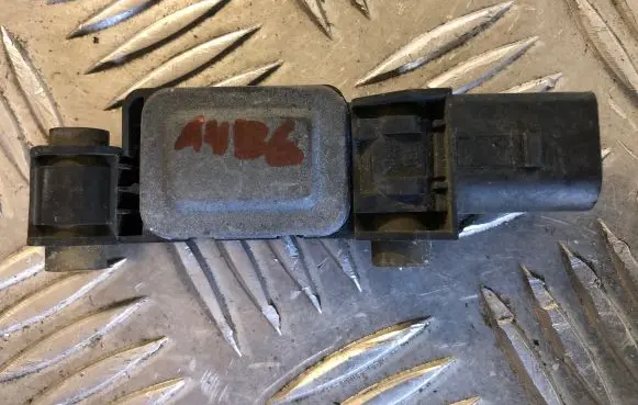 Audi A4 S4 B6 8E 8H Airbag deployment crash/impact sensor 8E0959651 180902 02313081MCDM