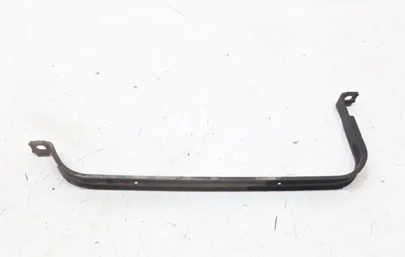 Fuel tank mounting bracket