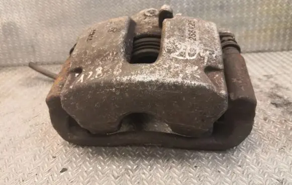 Mercedes-Benz C W204 Front brake caliper