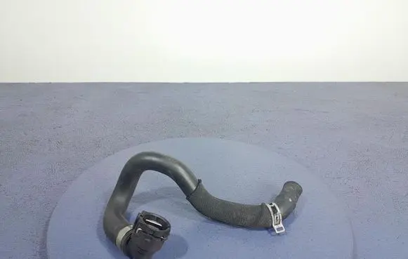 BMW X3 E83 Engine coolant pipe/hose 6993452