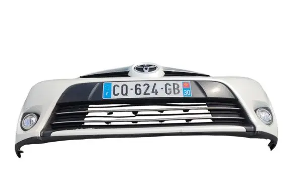 Toyota Verso Front bumper 