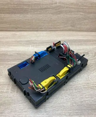 Renault Espace III Comfort/convenience module 6025316679 73651011K WITHPLUG