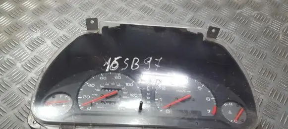 Subaru Legacy Speedometer (instrument cluster) 0201124
